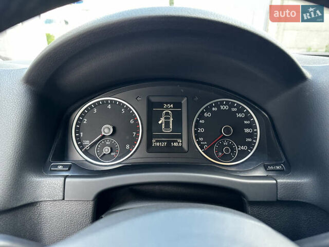 Черный Фольксваген Тигуан, объемом двигателя 1.98 л и пробегом 210 тыс. км за 12000 $, фото 19 на Automoto.ua