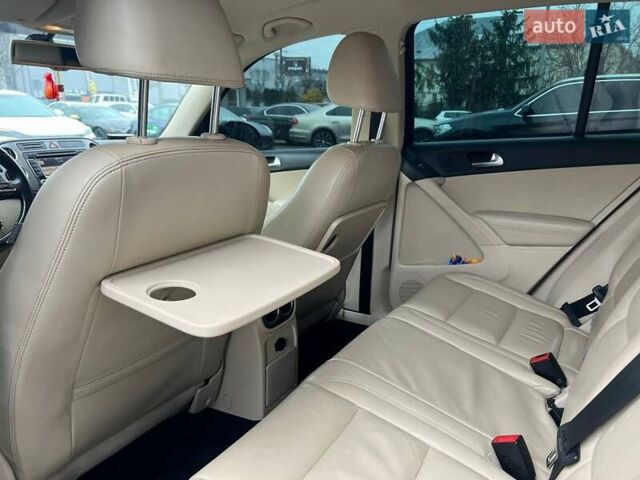 Чорний Фольксваген Тігуан, об'ємом двигуна 1.97 л та пробігом 336 тис. км за 14100 $, фото 23 на Automoto.ua