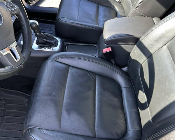 Черный Фольксваген Тигуан, объемом двигателя 1.98 л и пробегом 123 тыс. км за 14800 $, фото 77 на Automoto.ua