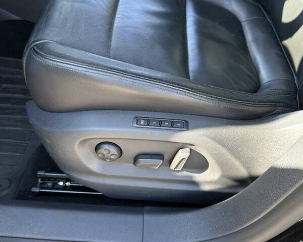 Черный Фольксваген Тигуан, объемом двигателя 1.98 л и пробегом 123 тыс. км за 14800 $, фото 33 на Automoto.ua