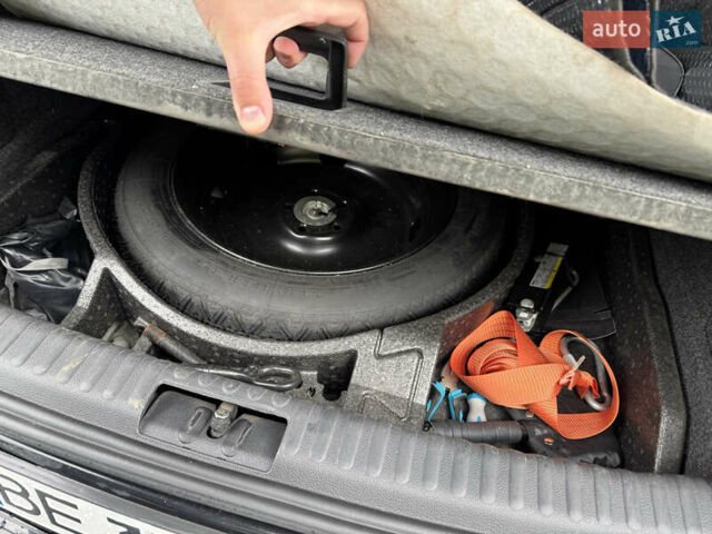 Черный Фольксваген Тигуан, объемом двигателя 1.98 л и пробегом 186 тыс. км за 11000 $, фото 22 на Automoto.ua