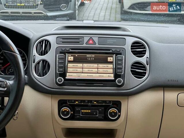 Чорний Фольксваген Тігуан, об'ємом двигуна 1.97 л та пробігом 336 тис. км за 14100 $, фото 18 на Automoto.ua