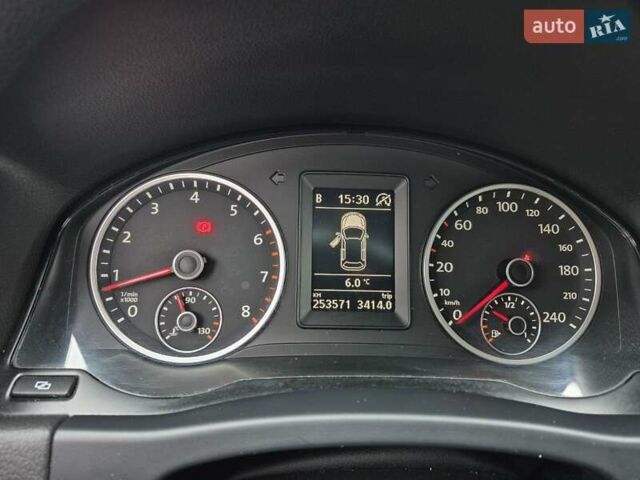Чорний Фольксваген Тігуан, об'ємом двигуна 1.39 л та пробігом 253 тис. км за 11500 $, фото 25 на Automoto.ua