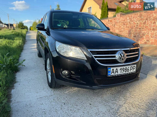 Чорний Фольксваген Тігуан, об'ємом двигуна 1.98 л та пробігом 238 тис. км за 10500 $, фото 3 на Automoto.ua