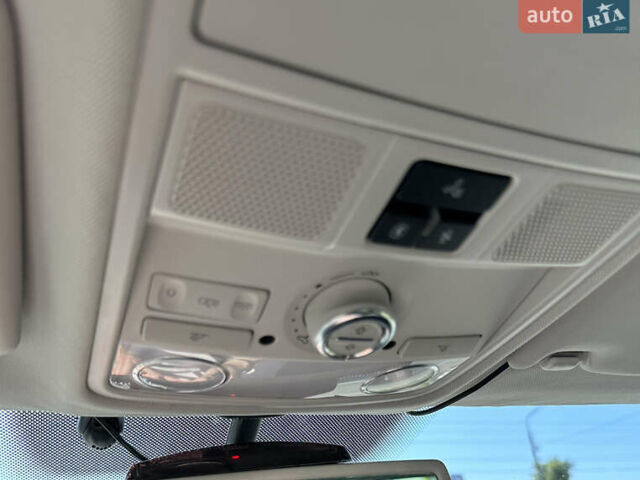 Черный Фольксваген Тигуан, объемом двигателя 1.98 л и пробегом 123 тыс. км за 14800 $, фото 48 на Automoto.ua