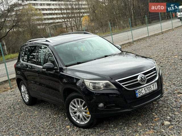 Чорний Фольксваген Тігуан, об'ємом двигуна 2 л та пробігом 238 тис. км за 10599 $, фото 56 на Automoto.ua
