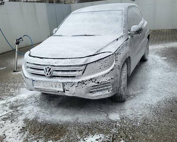 Черный Фольксваген Тигуан, объемом двигателя 1.98 л и пробегом 182 тыс. км за 9555 $, фото 19 на Automoto.ua