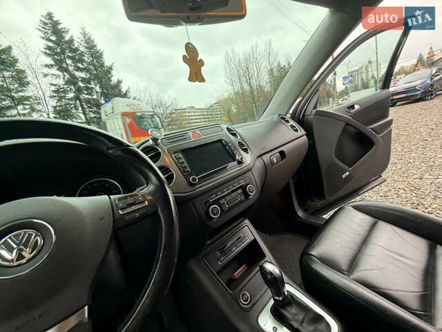 Чорний Фольксваген Тігуан, об'ємом двигуна 2 л та пробігом 238 тис. км за 10599 $, фото 47 на Automoto.ua