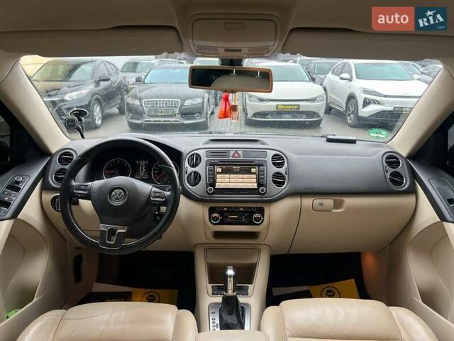 Чорний Фольксваген Тігуан, об'ємом двигуна 1.97 л та пробігом 336 тис. км за 14100 $, фото 16 на Automoto.ua