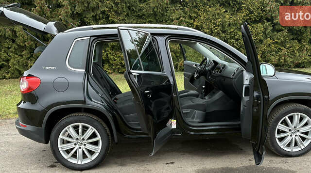 Черный Фольксваген Тигуан, объемом двигателя 1.39 л и пробегом 213 тыс. км за 9399 $, фото 22 на Automoto.ua