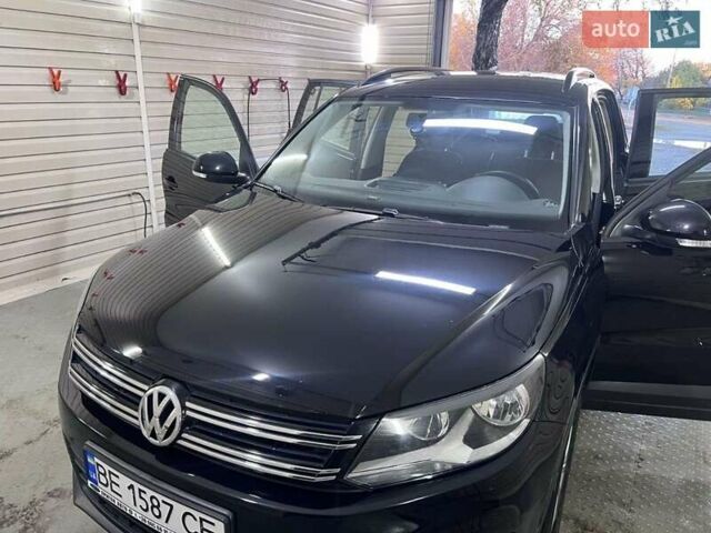 Черный Фольксваген Тигуан, объемом двигателя 1.97 л и пробегом 240 тыс. км за 12200 $, фото 4 на Automoto.ua