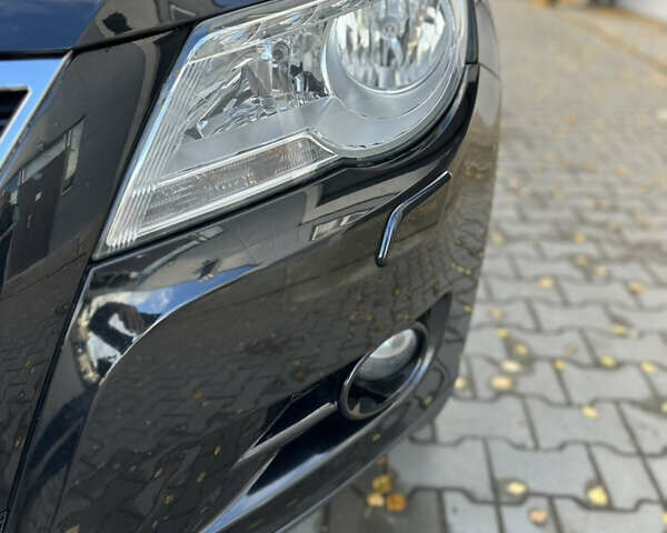 Черный Фольксваген Тигуан, объемом двигателя 1.98 л и пробегом 210 тыс. км за 12000 $, фото 11 на Automoto.ua