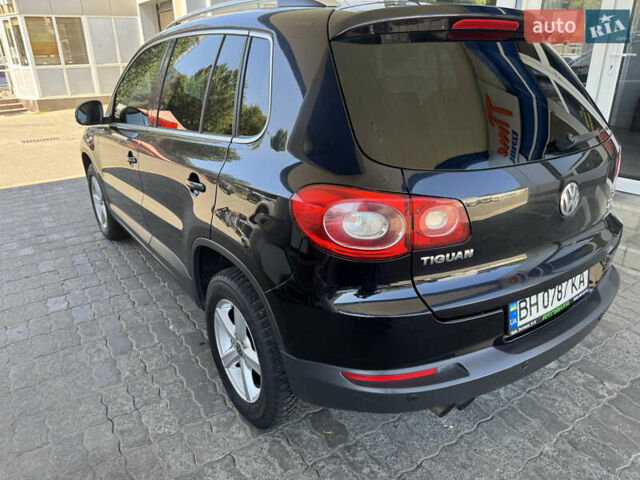 Черный Фольксваген Тигуан, объемом двигателя 1.98 л и пробегом 189 тыс. км за 10700 $, фото 6 на Automoto.ua