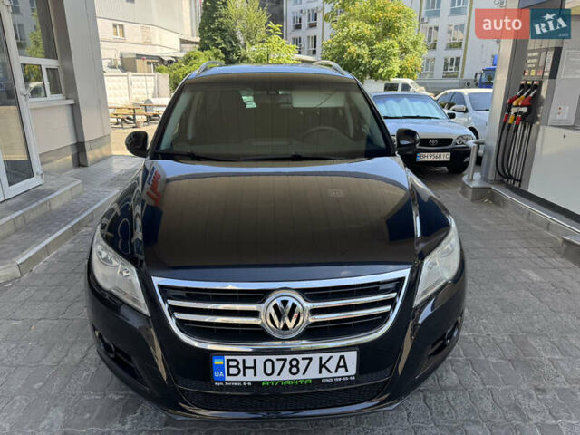 Черный Фольксваген Тигуан, объемом двигателя 1.98 л и пробегом 189 тыс. км за 10700 $, фото 1 на Automoto.ua