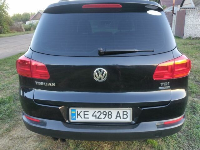Чорний Фольксваген Тігуан, об'ємом двигуна 2 л та пробігом 370 тис. км за 8600 $, фото 7 на Automoto.ua