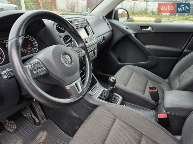 Чорний Фольксваген Тігуан, об'ємом двигуна 1.39 л та пробігом 253 тис. км за 11500 $, фото 15 на Automoto.ua