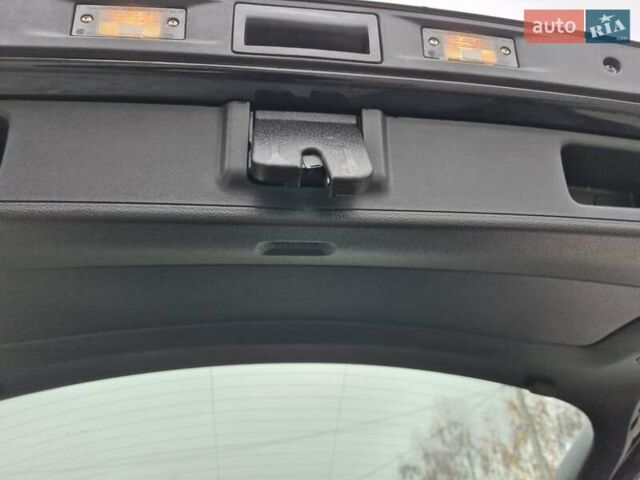 Чорний Фольксваген Тігуан, об'ємом двигуна 1.39 л та пробігом 253 тис. км за 11500 $, фото 44 на Automoto.ua