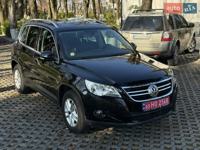Чорний Фольксваген Тігуан, об'ємом двигуна 2 л та пробігом 257 тис. км за 12800 $, фото 9 на Automoto.ua