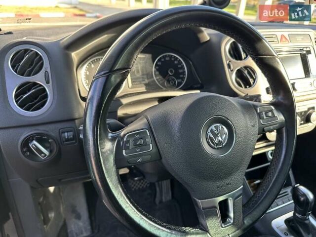 Черный Фольксваген Тигуан, объемом двигателя 2 л и пробегом 237 тыс. км за 10100 $, фото 3 на Automoto.ua