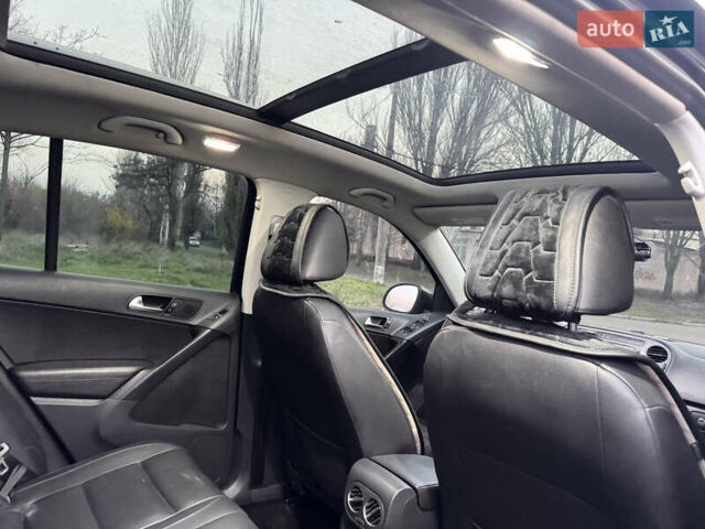 Черный Фольксваген Тигуан, объемом двигателя 1.98 л и пробегом 219 тыс. км за 11700 $, фото 13 на Automoto.ua