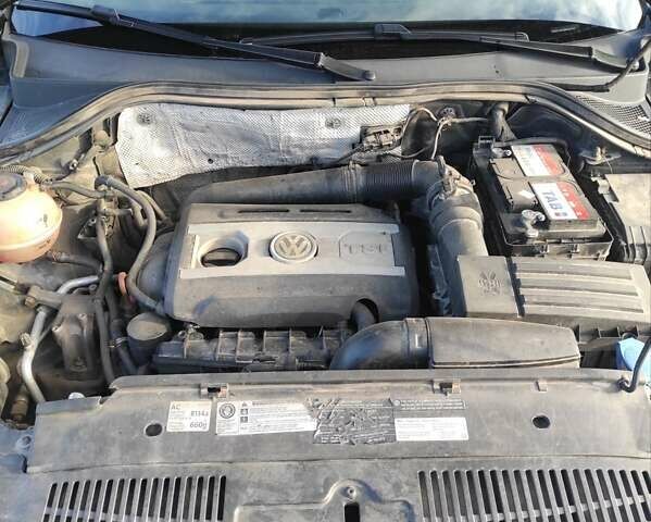 Чорний Фольксваген Тігуан, об'ємом двигуна 2 л та пробігом 285 тис. км за 9700 $, фото 19 на Automoto.ua