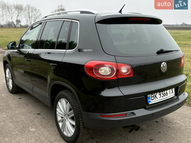 Черный Фольксваген Тигуан, объемом двигателя 1.39 л и пробегом 213 тыс. км за 9399 $, фото 5 на Automoto.ua