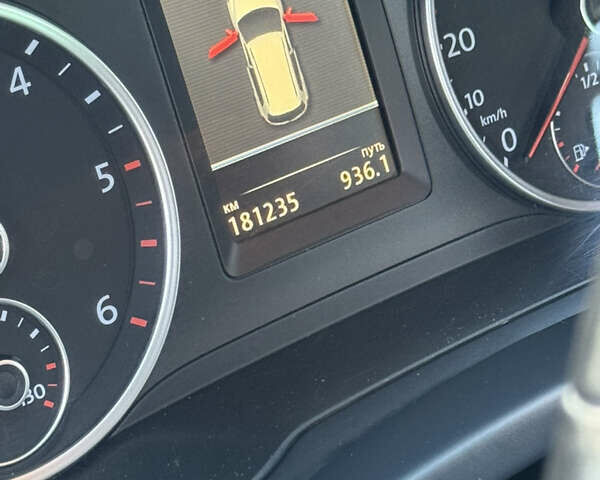 Черный Фольксваген Тигуан, объемом двигателя 1.97 л и пробегом 182 тыс. км за 14000 $, фото 13 на Automoto.ua