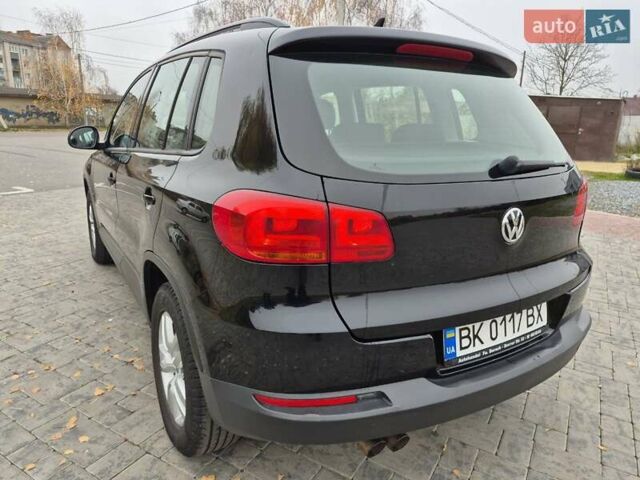 Чорний Фольксваген Тігуан, об'ємом двигуна 1.39 л та пробігом 253 тис. км за 11500 $, фото 4 на Automoto.ua