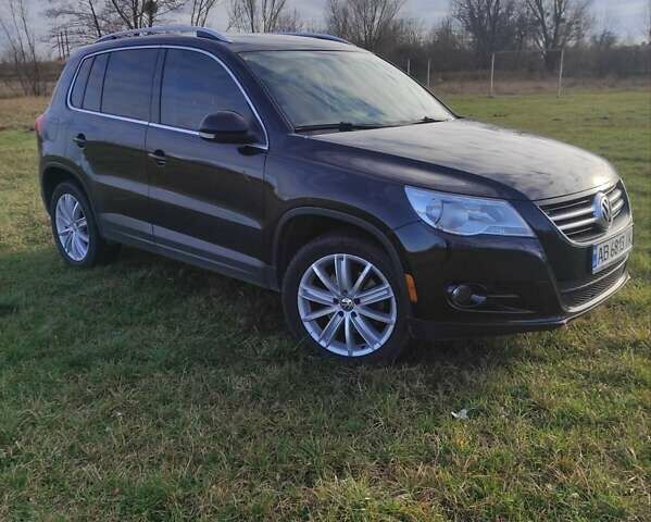 Чорний Фольксваген Тігуан, об'ємом двигуна 2 л та пробігом 285 тис. км за 9700 $, фото 5 на Automoto.ua