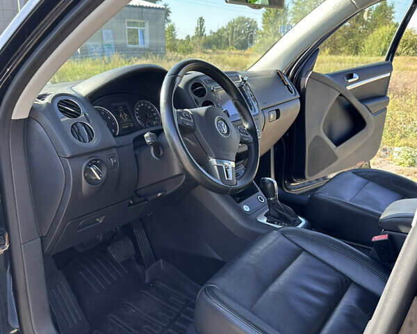 Черный Фольксваген Тигуан, объемом двигателя 1.98 л и пробегом 123 тыс. км за 14800 $, фото 17 на Automoto.ua