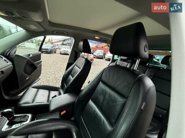 Чорний Фольксваген Тігуан, об'ємом двигуна 2 л та пробігом 238 тис. км за 10599 $, фото 45 на Automoto.ua