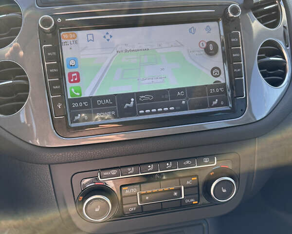 Черный Фольксваген Тигуан, объемом двигателя 1.98 л и пробегом 123 тыс. км за 14800 $, фото 42 на Automoto.ua