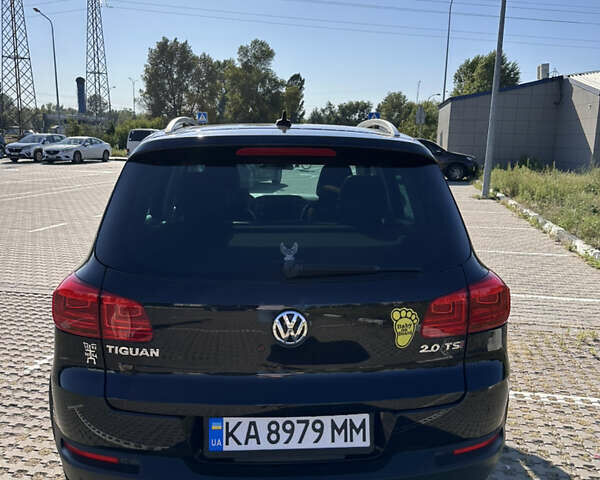 Черный Фольксваген Тигуан, объемом двигателя 1.98 л и пробегом 123 тыс. км за 14800 $, фото 79 на Automoto.ua