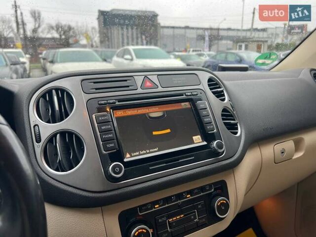 Чорний Фольксваген Тігуан, об'ємом двигуна 1.97 л та пробігом 336 тис. км за 14100 $, фото 12 на Automoto.ua