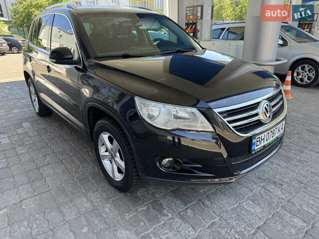 Черный Фольксваген Тигуан, объемом двигателя 1.98 л и пробегом 189 тыс. км за 10700 $, фото 3 на Automoto.ua