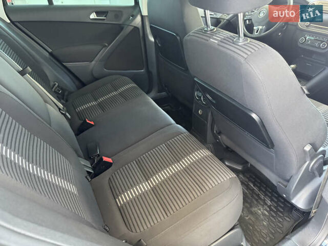 Черный Фольксваген Тигуан, объемом двигателя 1.98 л и пробегом 189 тыс. км за 10700 $, фото 23 на Automoto.ua