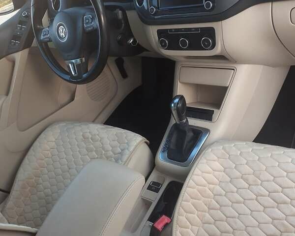 Чорний Фольксваген Тігуан, об'ємом двигуна 1.98 л та пробігом 231 тис. км за 10500 $, фото 15 на Automoto.ua