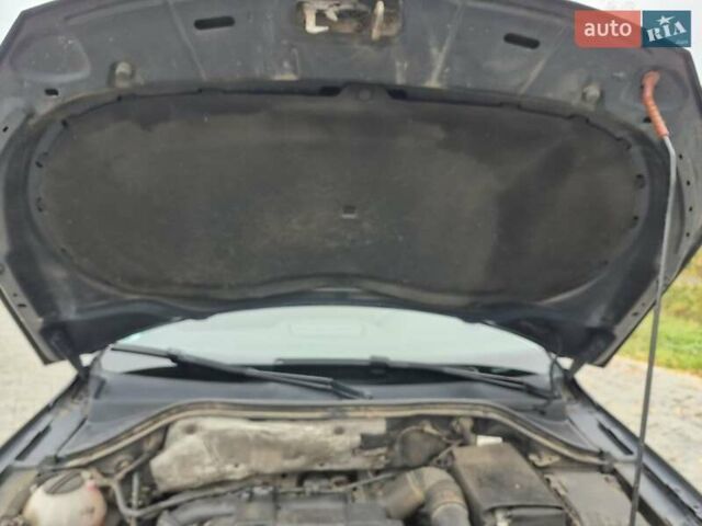 Чорний Фольксваген Тігуан, об'ємом двигуна 1.39 л та пробігом 253 тис. км за 11500 $, фото 46 на Automoto.ua