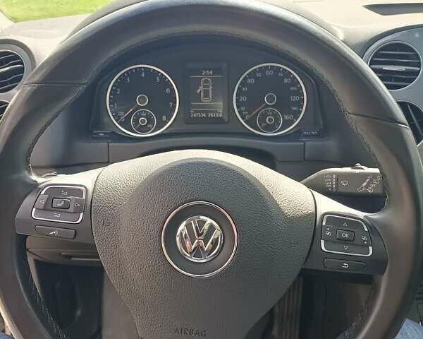 Черный Фольксваген Тигуан, объемом двигателя 2 л и пробегом 259 тыс. км за 11900 $, фото 9 на Automoto.ua