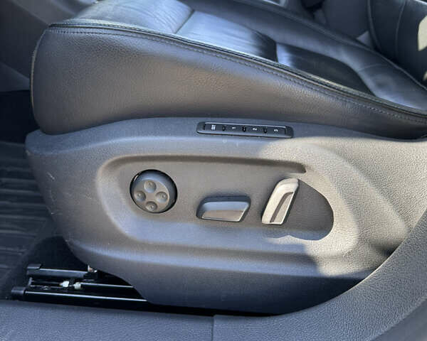 Черный Фольксваген Тигуан, объемом двигателя 1.98 л и пробегом 123 тыс. км за 14800 $, фото 31 на Automoto.ua