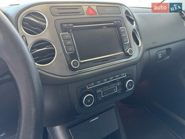 Черный Фольксваген Тигуан, объемом двигателя 1.98 л и пробегом 189 тыс. км за 10700 $, фото 11 на Automoto.ua