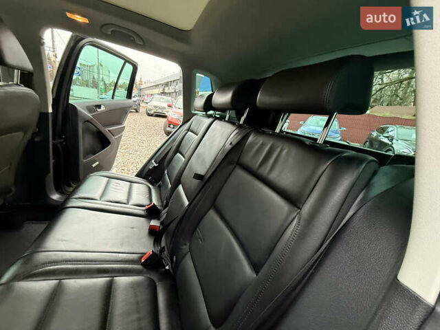 Чорний Фольксваген Тігуан, об'ємом двигуна 2 л та пробігом 238 тис. км за 10599 $, фото 37 на Automoto.ua