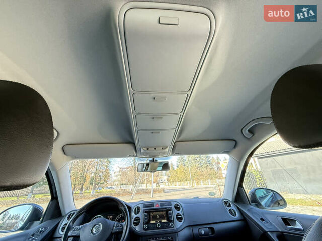 Чорний Фольксваген Тігуан, об'ємом двигуна 2 л та пробігом 257 тис. км за 12800 $, фото 26 на Automoto.ua
