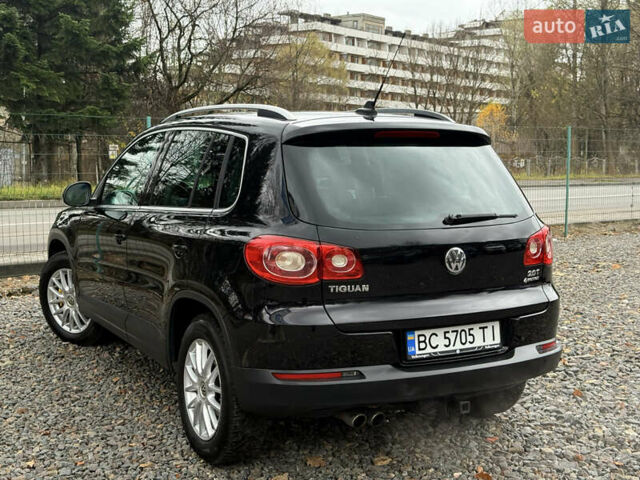 Чорний Фольксваген Тігуан, об'ємом двигуна 2 л та пробігом 238 тис. км за 10599 $, фото 14 на Automoto.ua