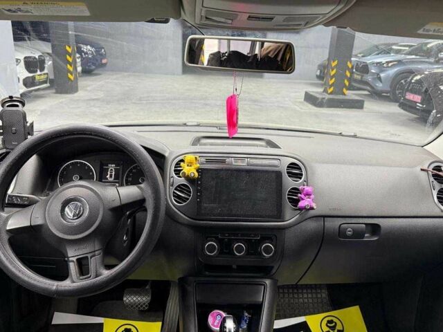 Черный Фольксваген Тигуан, объемом двигателя 2 л и пробегом 186 тыс. км за 12300 $, фото 10 на Automoto.ua