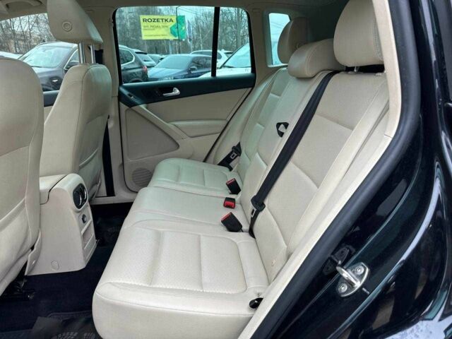 Черный Фольксваген Тигуан, объемом двигателя 2 л и пробегом 156 тыс. км за 12700 $, фото 9 на Automoto.ua