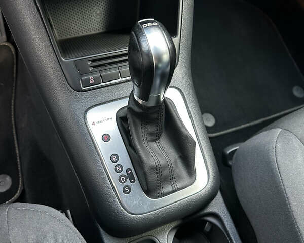 Черный Фольксваген Тигуан, объемом двигателя 1.98 л и пробегом 210 тыс. км за 12000 $, фото 20 на Automoto.ua