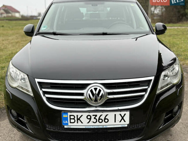 Черный Фольксваген Тигуан, объемом двигателя 1.39 л и пробегом 213 тыс. км за 9399 $, фото 13 на Automoto.ua