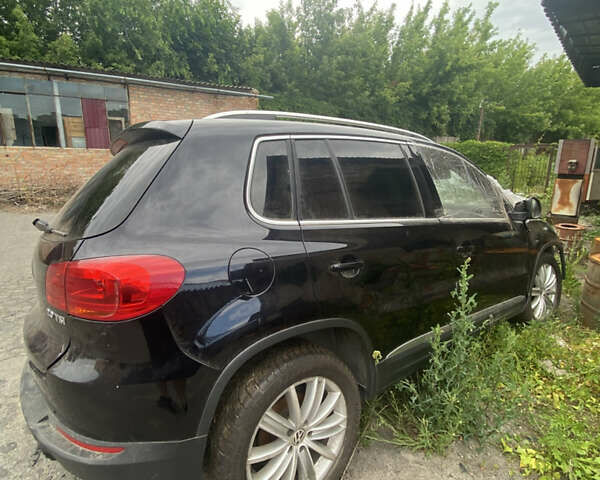 Чорний Фольксваген Тігуан, об'ємом двигуна 2 л та пробігом 270 тис. км за 2999 $, фото 4 на Automoto.ua