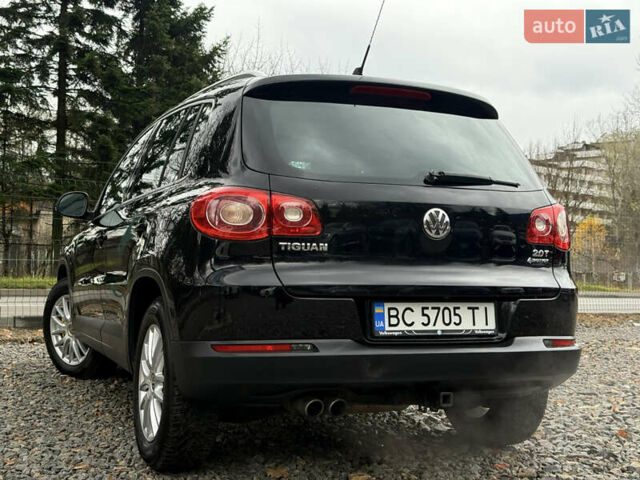 Чорний Фольксваген Тігуан, об'ємом двигуна 2 л та пробігом 238 тис. км за 10599 $, фото 15 на Automoto.ua